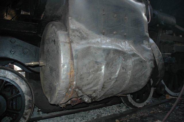 damage to cylinder cover