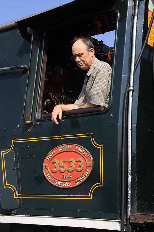 Oom Michiel Boshoff took time out from instruction class to fire 3533