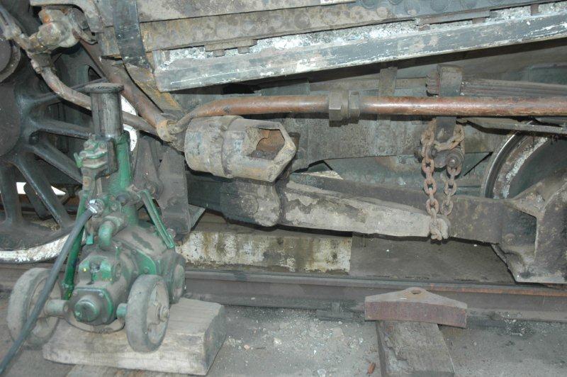 Job complete. Chain on and jacks gone!