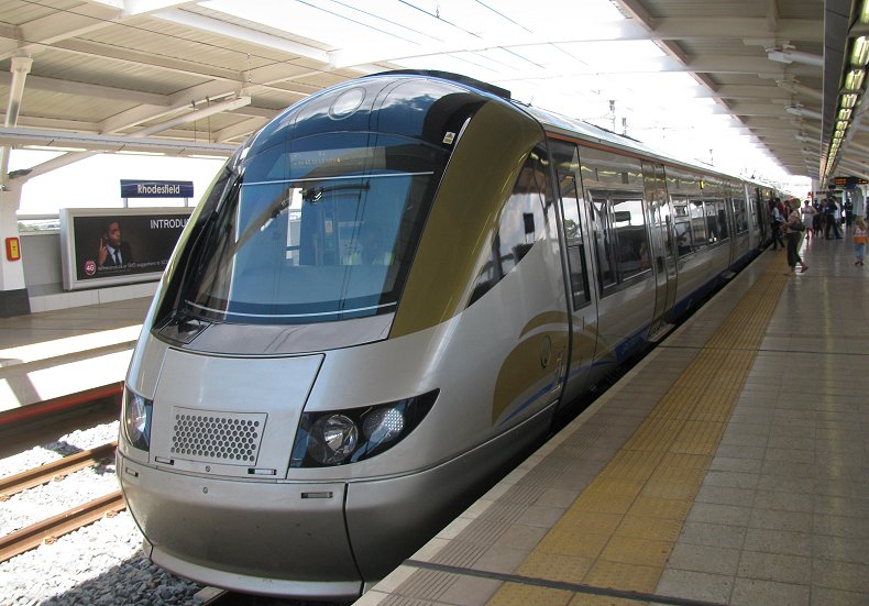 gautrain02.jpg