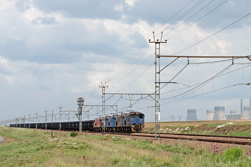 18Es with Kendal power station in the background