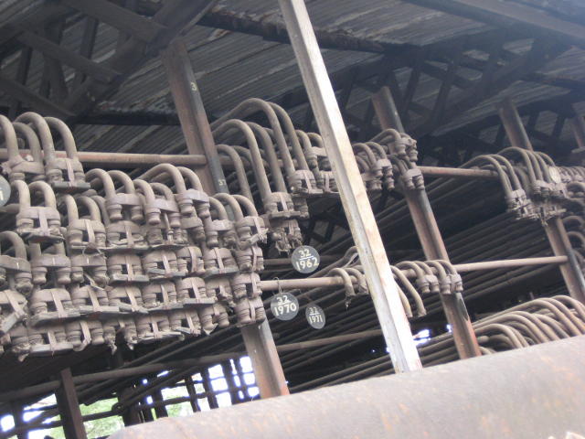 Superheater elements