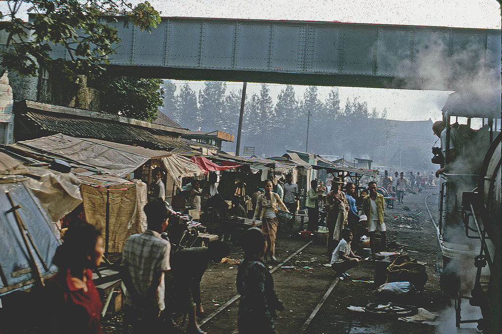 Surayabya Steam tram.jpg