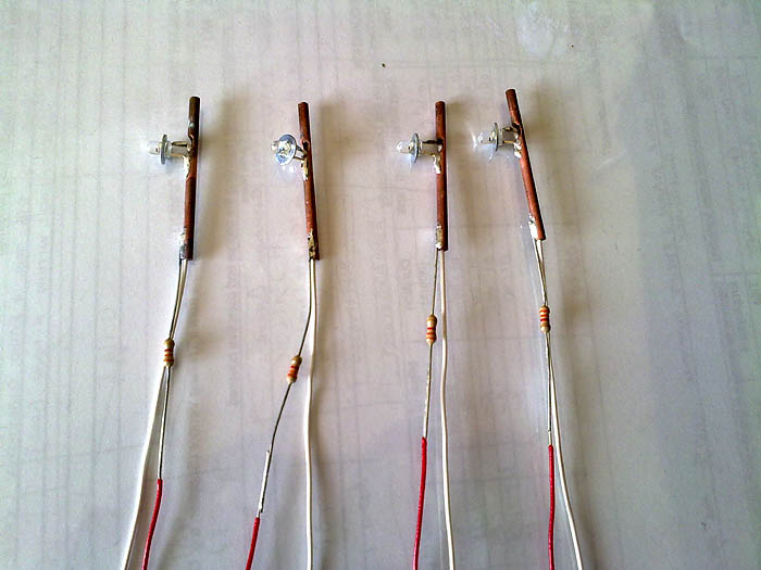 Starting the level crossing lights.