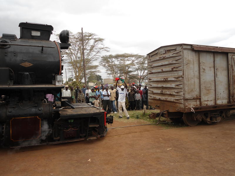 "Coupling, coupling..."