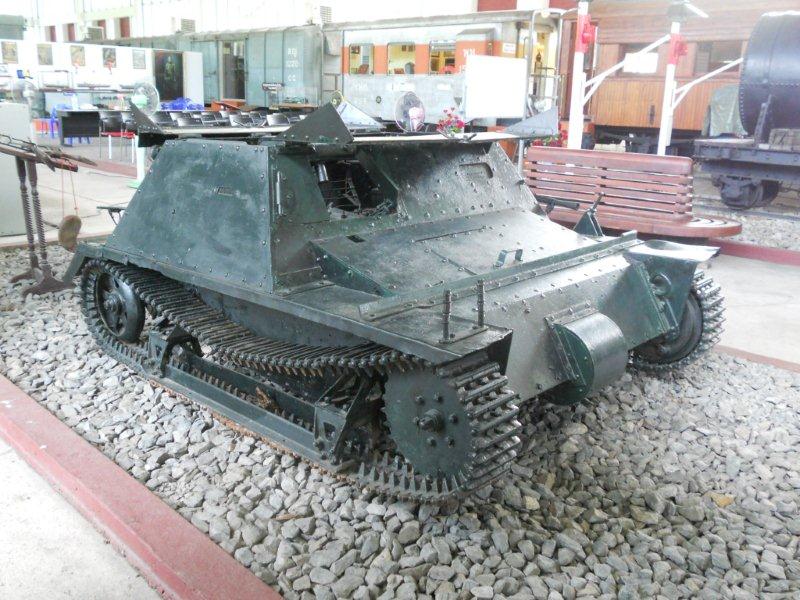 An interesting item in here. Looks like a two man machine and probably very noisy.
