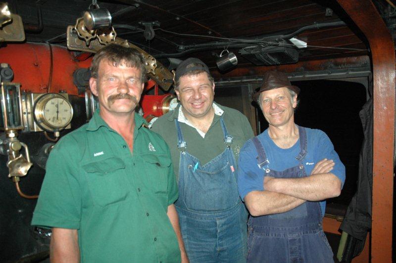 Arrie, Gabor and Nathan in the class 25NC cab.