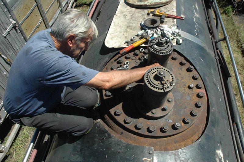 Both safety valves now in place and the final tightening up