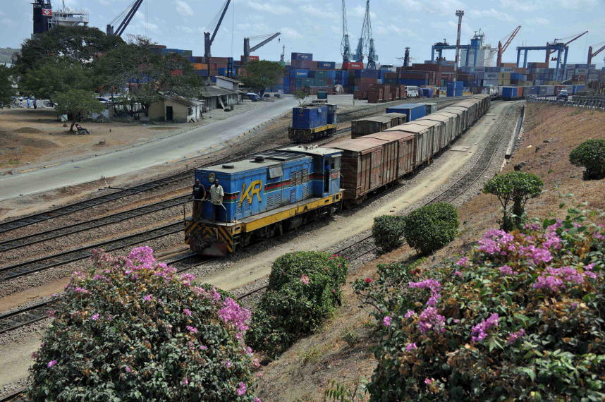 Mombasa Port - 6223 + 6234s.jpg