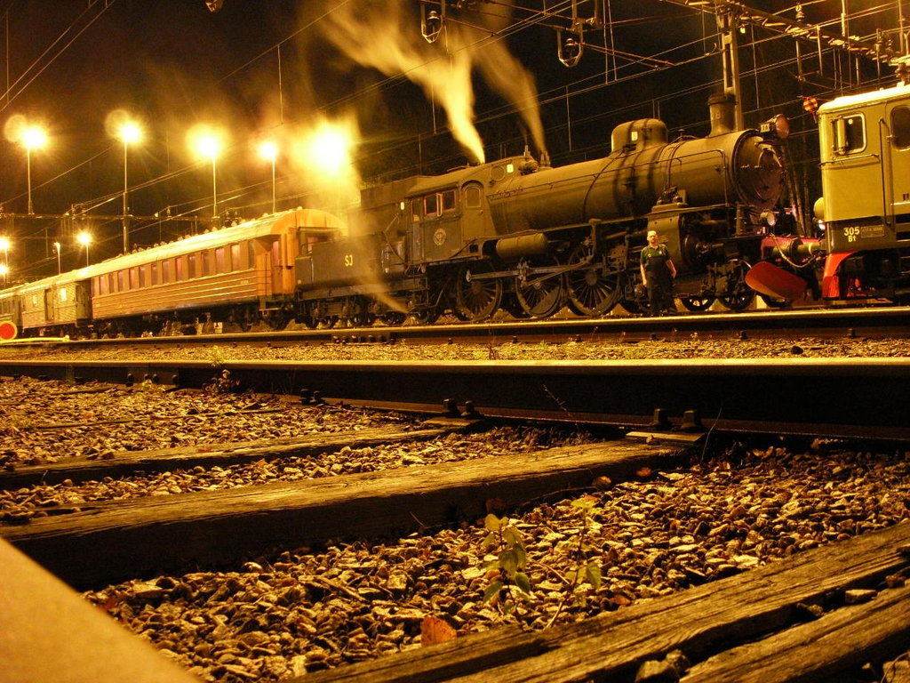 send you a picture on me and my engine saturday evening.