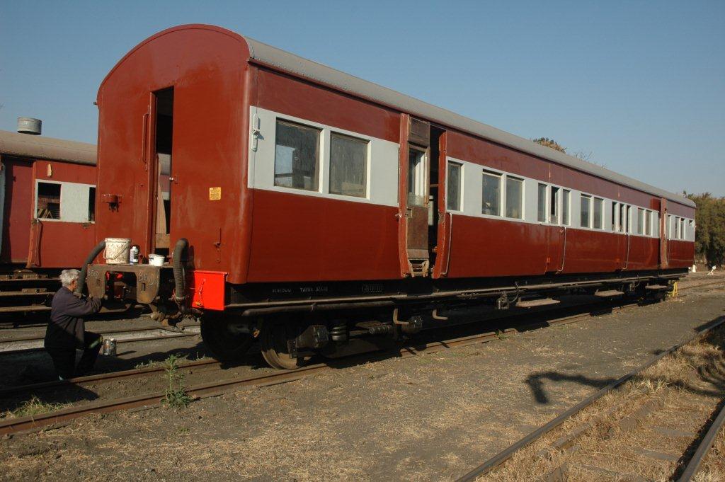 John at the "B" end. Looks very good and has been lifted with the interior still being finished off. Couplers are out for ultrasonic testing and will soon be replaced.