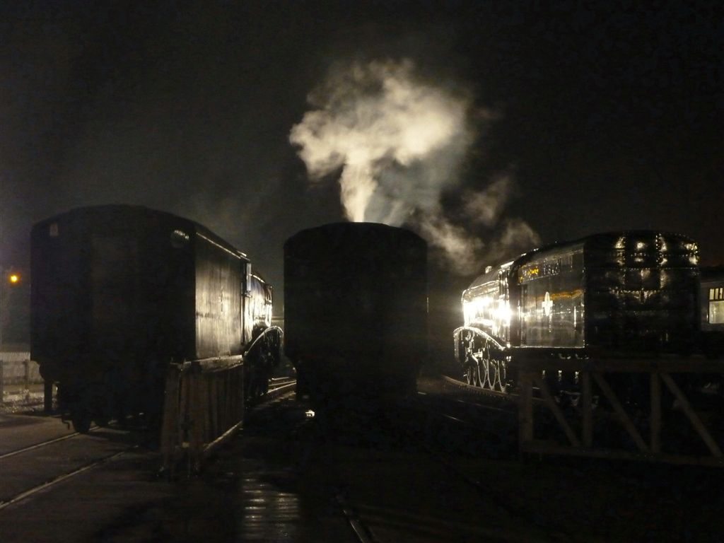 Shildon night 60010+09+08 a 191012 Rob Scudamore.JPG