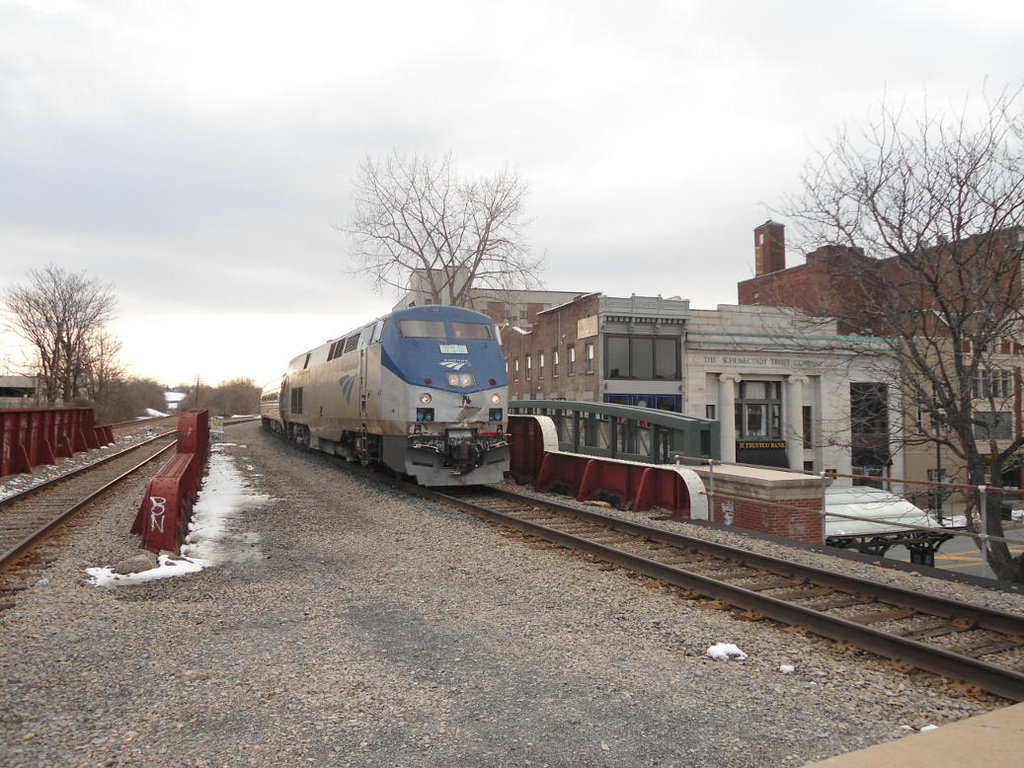 Another one comes in from the other direction a little earlier, when the sun had gone behind a cloud