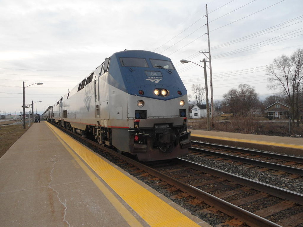 Amtrak pulls into South Bend