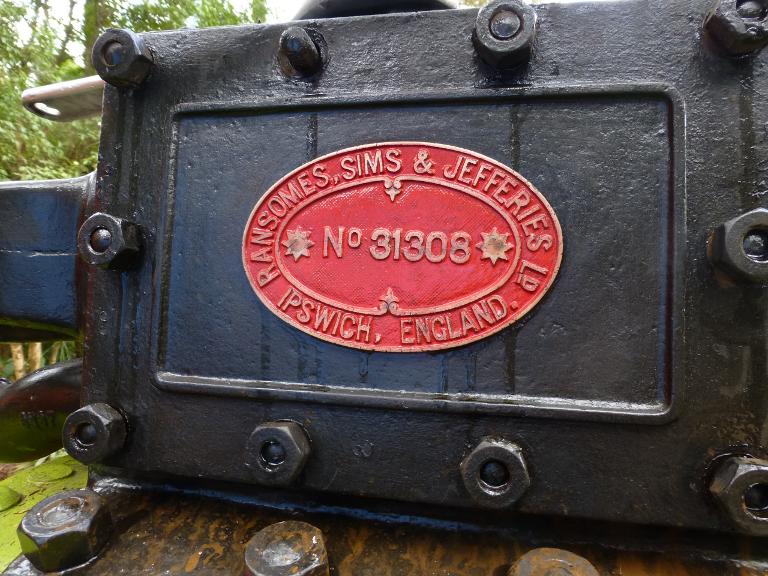 aP1000774.JPG