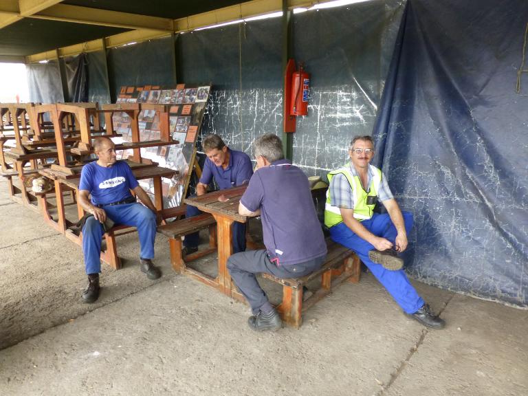 Weighty matters are discussed by (L to R) Robert, Les, Steve and Jaco.