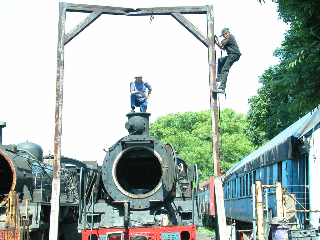 2650 Smokebox Removal Capital Park 1.12.14 2014-12-01 003a.JPG