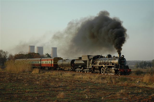 3664 returns from Rooiwal<br /><br />Photo by Nathan Berelowitz, 14/07/07