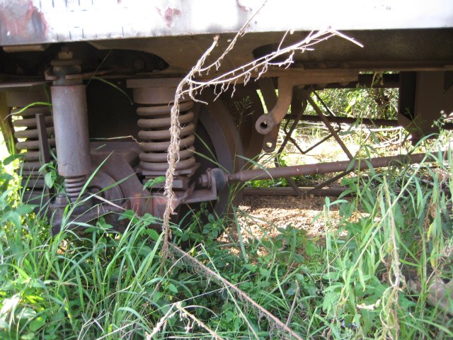 Roller bearings and cross bracing