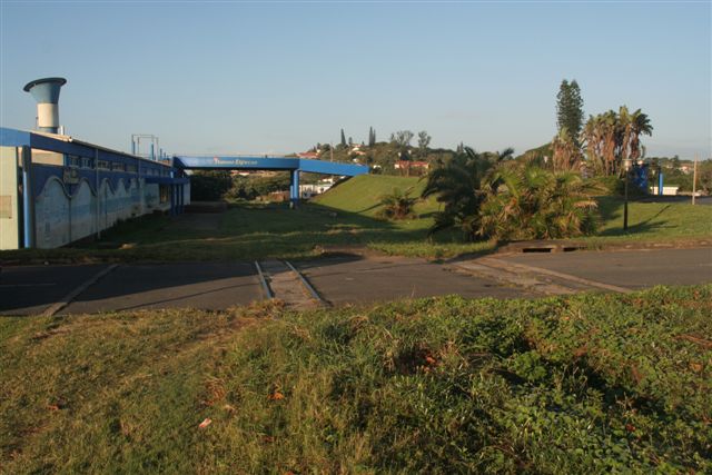 Banana Express Station. All is quiet on 31 March 2008, 3 years since trains finished here..