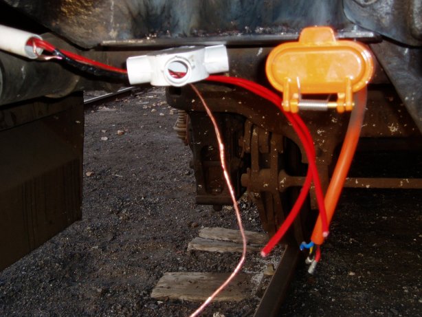 The connector fitted to the main line sleeper coach<br /><br />Photo by John Ashworth 18/08/07