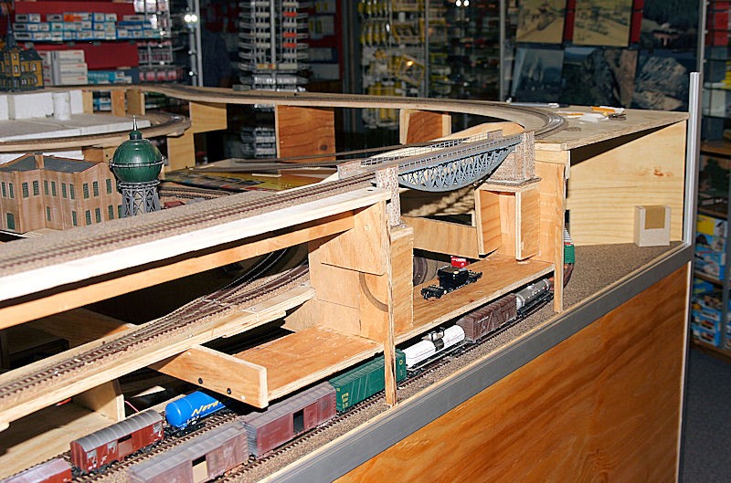 Photo 5 - Out of the corner and along past the bridge.