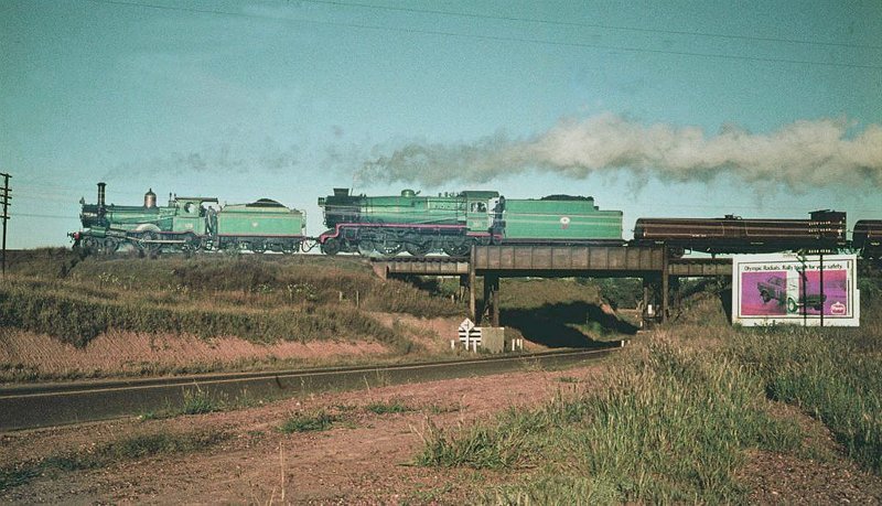 176, 3616 nr Singleton  41972_edited-3.jpg