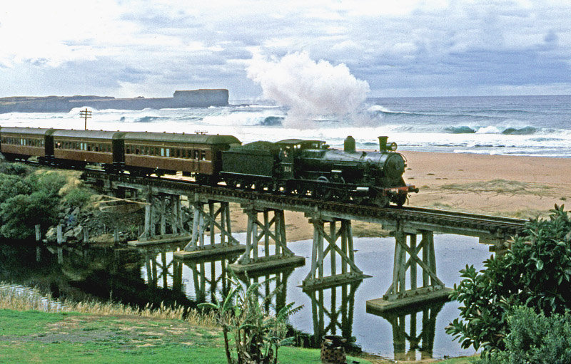 3214 Bombo beach 1984.jpg