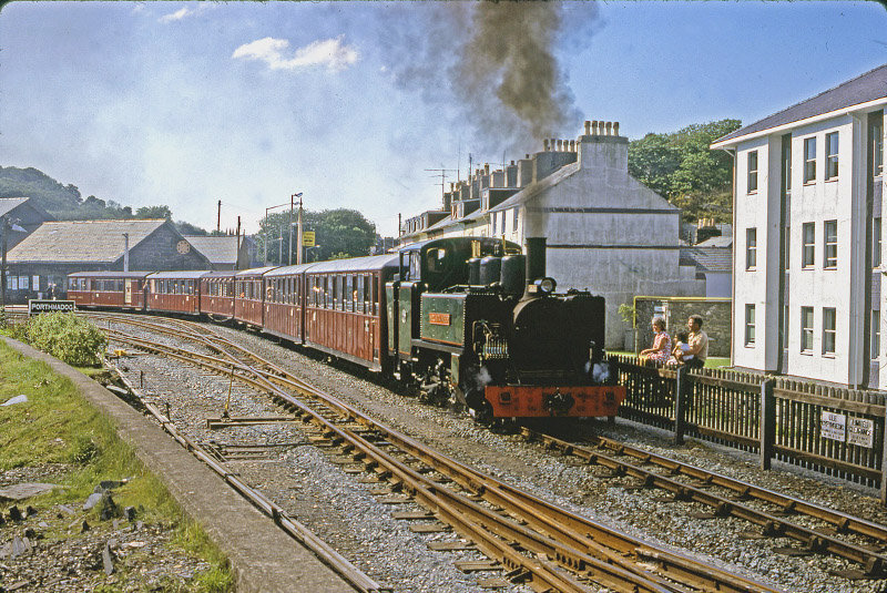 Mountaineer at Portmadog  August 1985.jpg