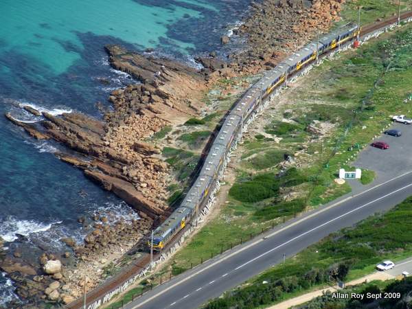 between Sunnycove and Glencairn stations