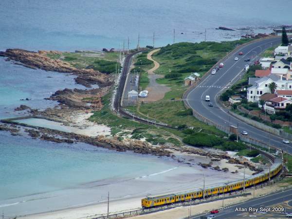 Train approaching Glencairn station on its way to Simons Town