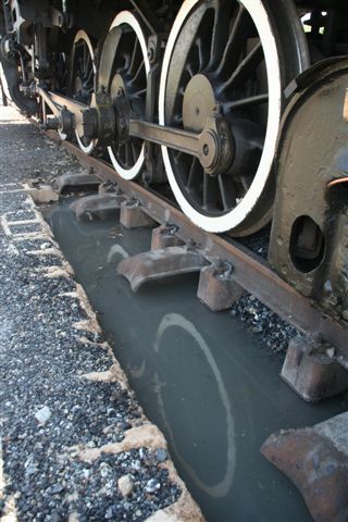 Wheels on the ash pit