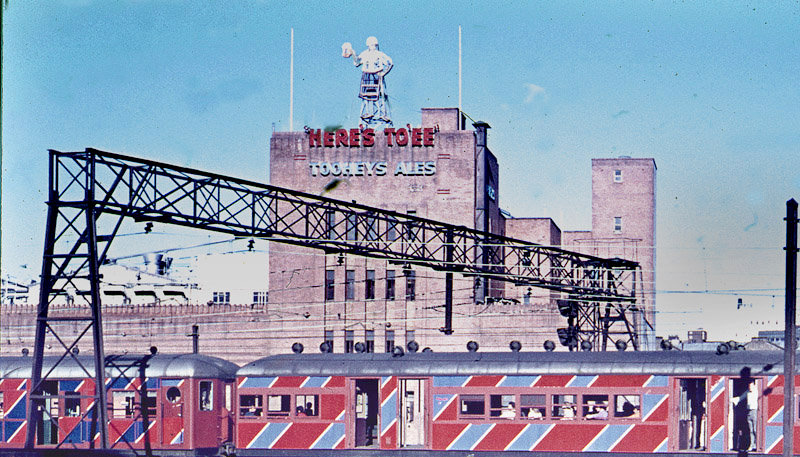 Opera house trains  1973.jpg