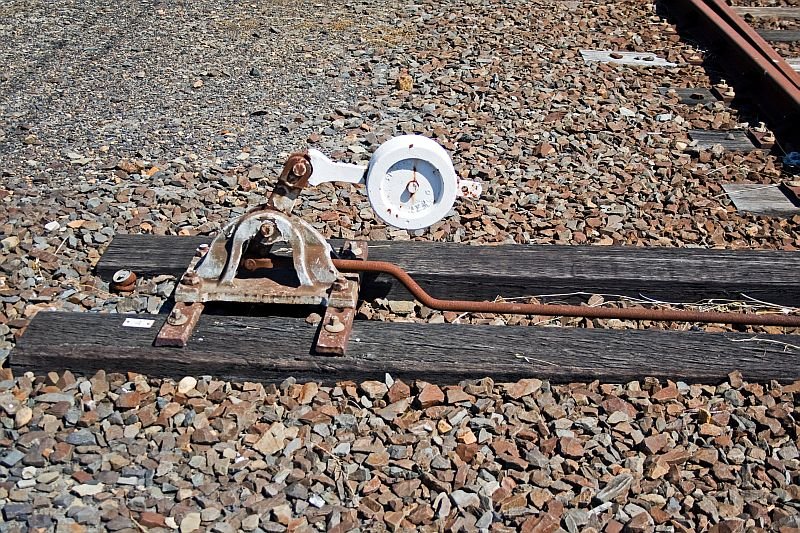 Hand lever weight of the switch seen in the picture before.