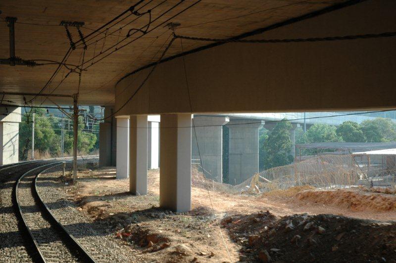 The approach to Pretoria Station now under cover