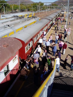 We take a break at Pretoria North Station for the passengers to stretch their legs in the fresh air<br /><br />Photo by John Ashworth 29/07/07