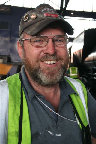 FOTR - "friendly faces"<br /><br />John A