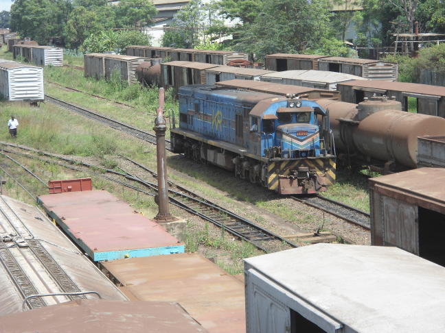 9405 passes through the yard