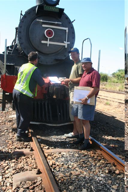 John and Joanna witness the historic donation at Cullinan, 17 Feb 2008.
