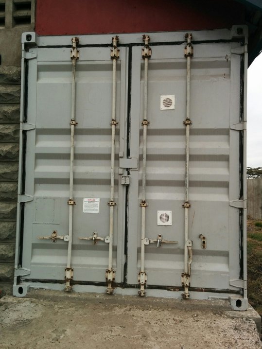 The main door of the 40' shipping container.