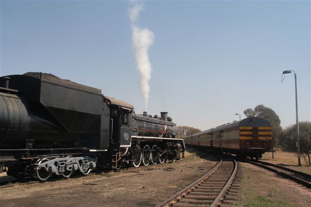 It is Thursday afternoon 23 August and 2650 greets the Reefsteamers train arriving at Capital Park.