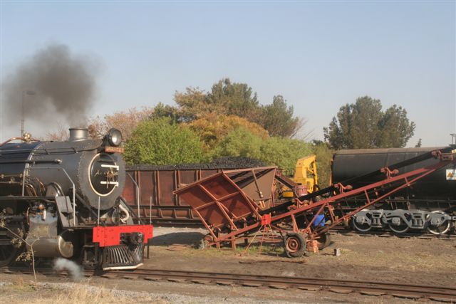 Dorothy, coalhoppers, coal conveyor, TLB and Cheugnette's tender. Posed at Capital Park on the evening of 23 August 2007.