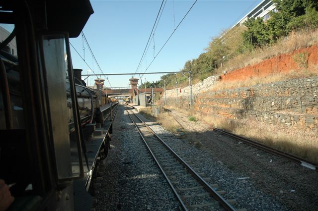 Approaching Rissik station eastbound, the loop line has been disconnected to make way for the Gautrain station which will be in the old platform area.