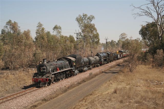 Time for a breather. The train trundles down into Bronkhorstspruit, viewed from a new overbridge.