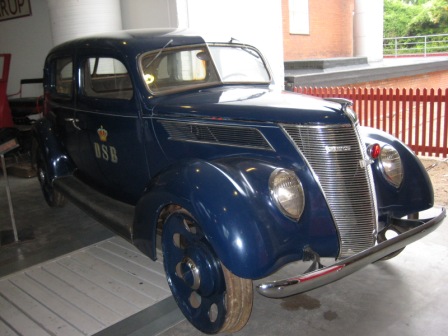Another car fitted with rail wheels