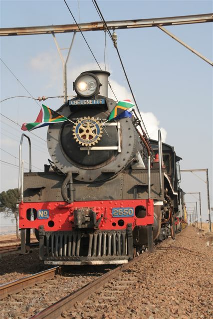 Doubleheader at signal stop outside Witbank.