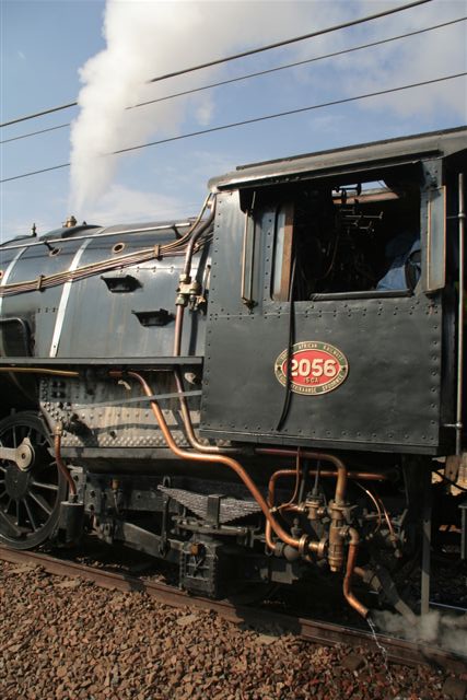 2056 glints during a stop near Olifantsrivier.
