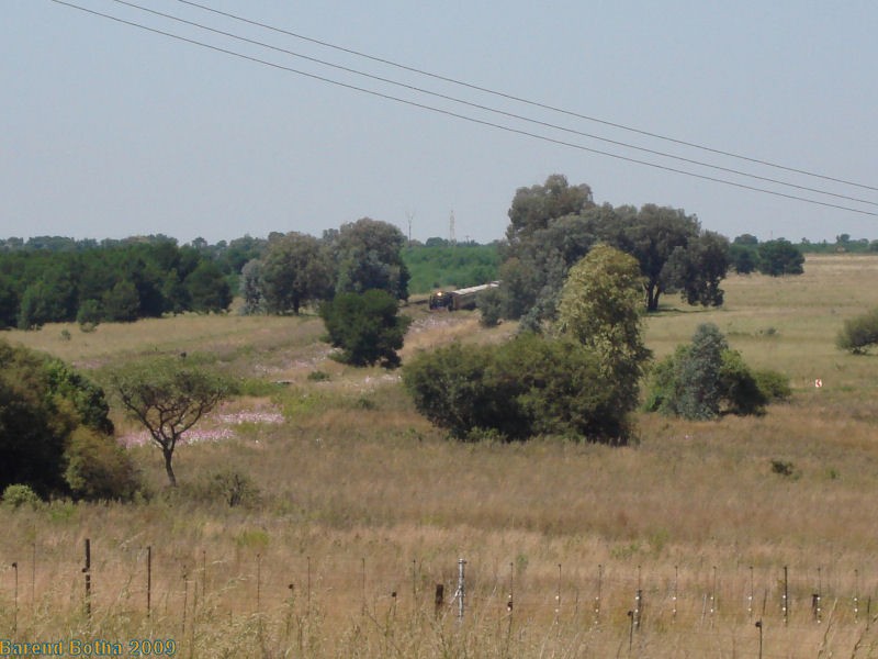 Its coming!! Approaching the level crossing at Zonderwater.