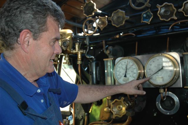 Momentarily confused and semi-blinded from his white hot fire, Steve looks concerned why his steam pressure is so low?! A few furious bouts of shovelling provided no change on the gauge, untill he realised it was the loco steam chest gauge and not the boiler pressure one!!
