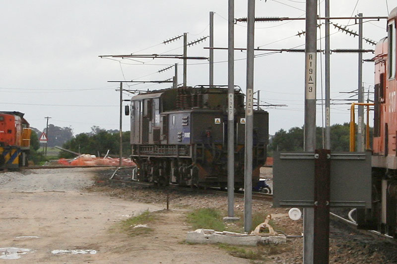 Unidentified 9E stabled.